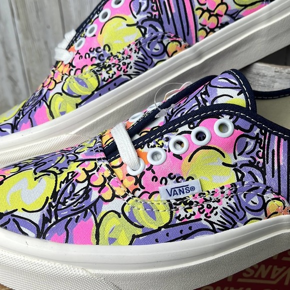 Copied - Vans Authentic 44 Dx Sneaker - Picture 2 of 5